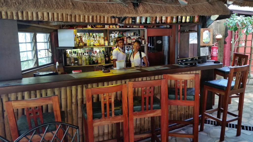 Hotel Napoleon Lagune Lome Ngoại thất bức ảnh