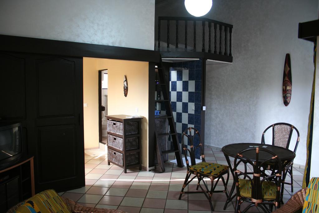 Hotel Napoleon Lagune Lome Ngoại thất bức ảnh